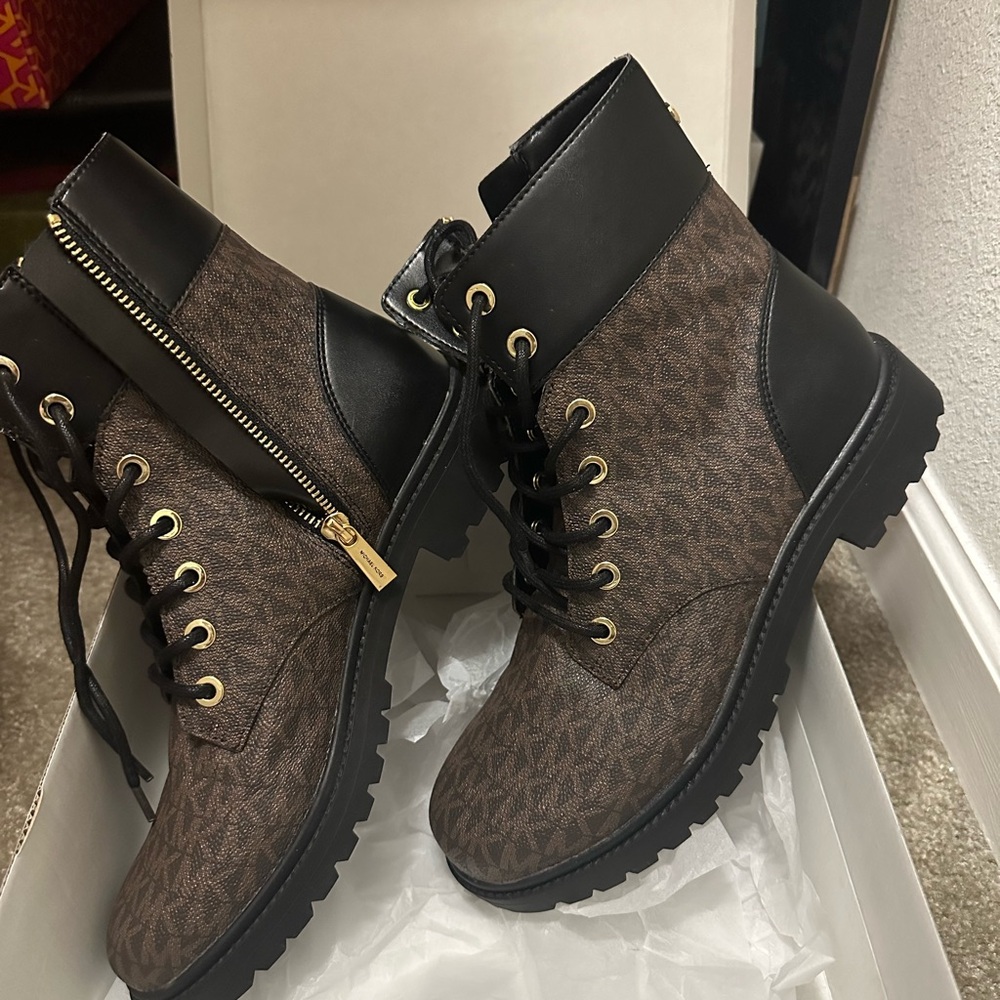 Michael Kors Boots